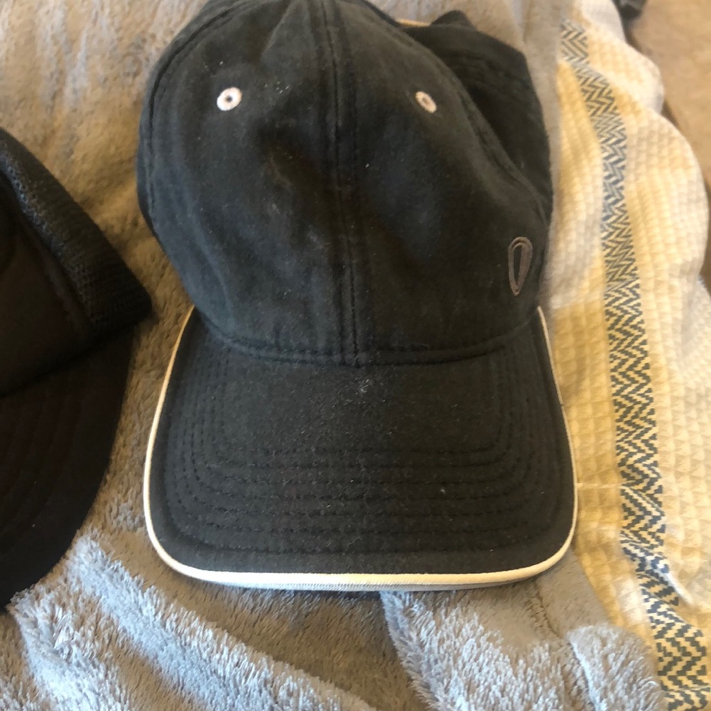 Cap bundle. 3 hats.